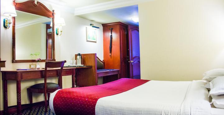 Hotel Nahar Nilgiris Ooty Buitenkant foto